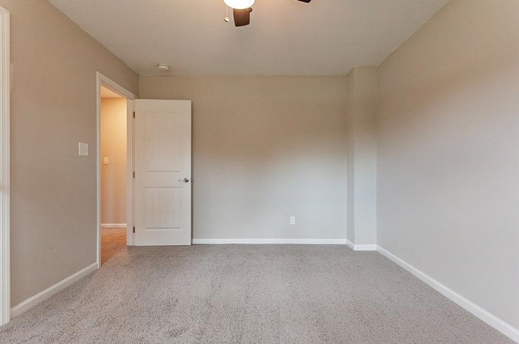 3492 Revere Rd, Atlanta GA  30331-2316 exterior