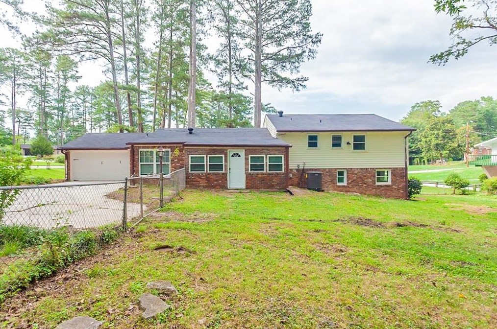 3492 Revere Rd, Atlanta GA  30331-2316 exterior