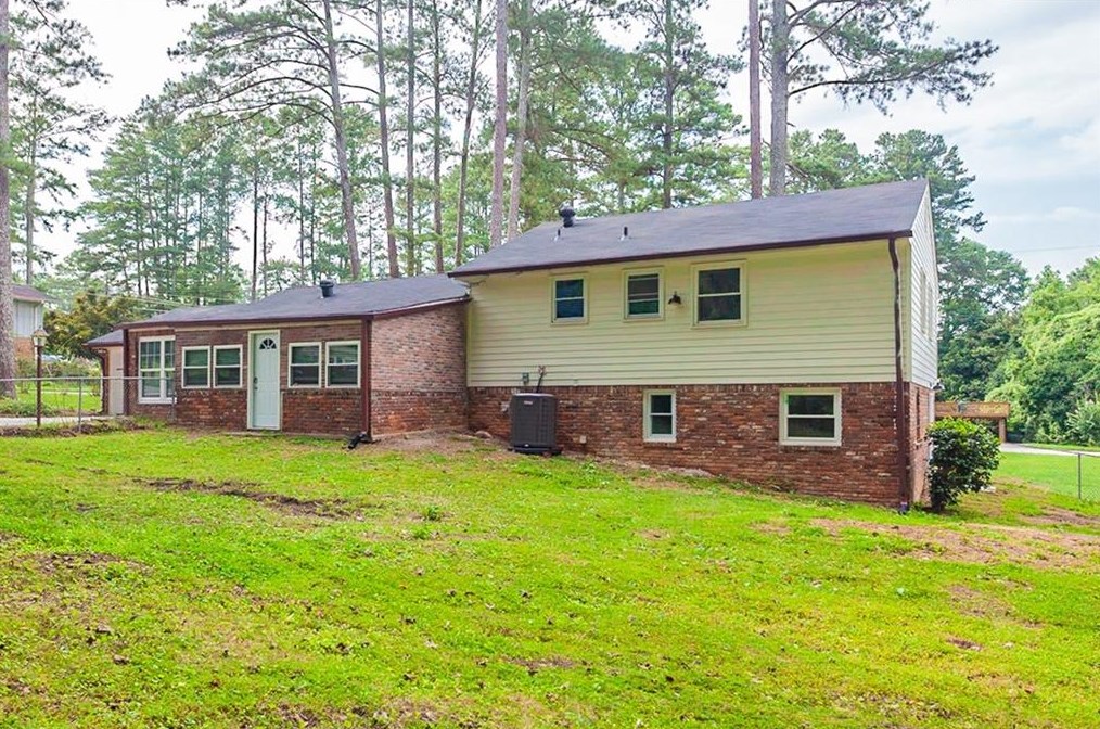 3492 Revere Rd, Atlanta GA  30331-2316 exterior