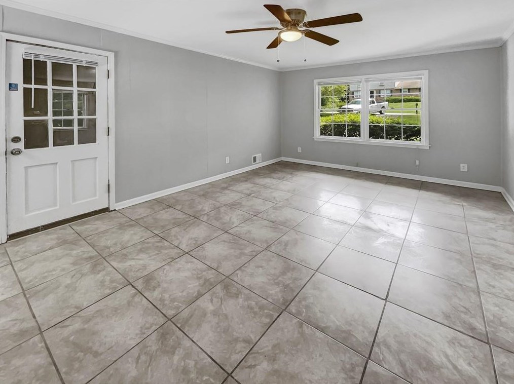 3165 Chapel Cir, Decatur GA  30034-4432 exterior