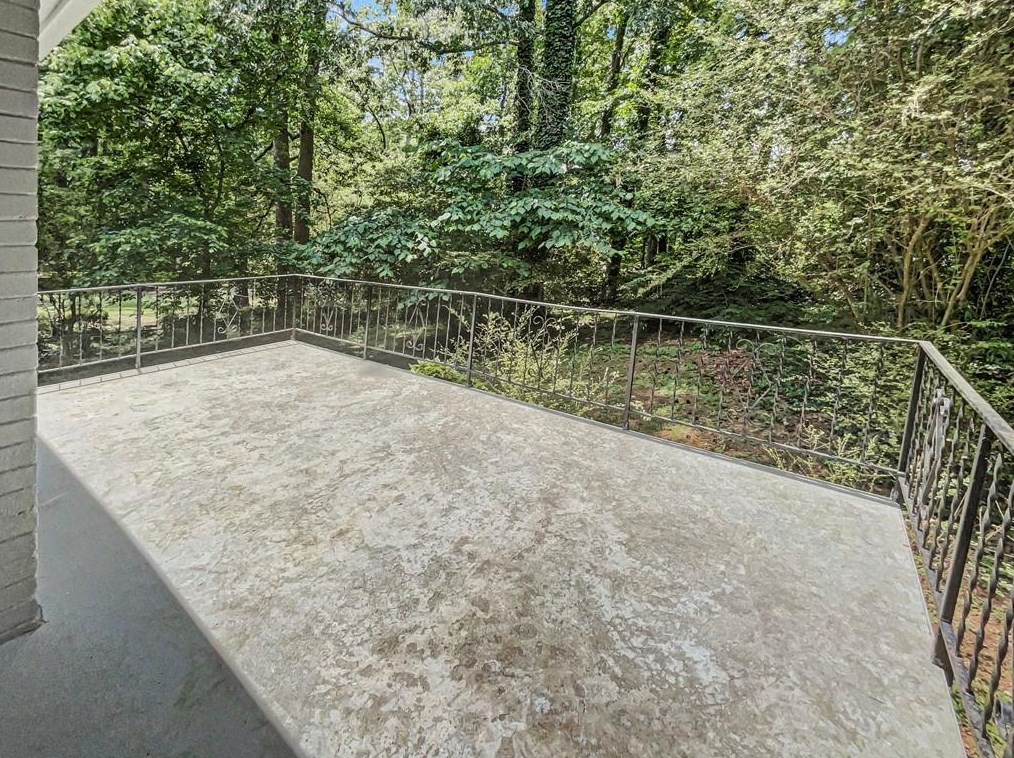 3165 Chapel Cir, Decatur GA  30034-4432 exterior