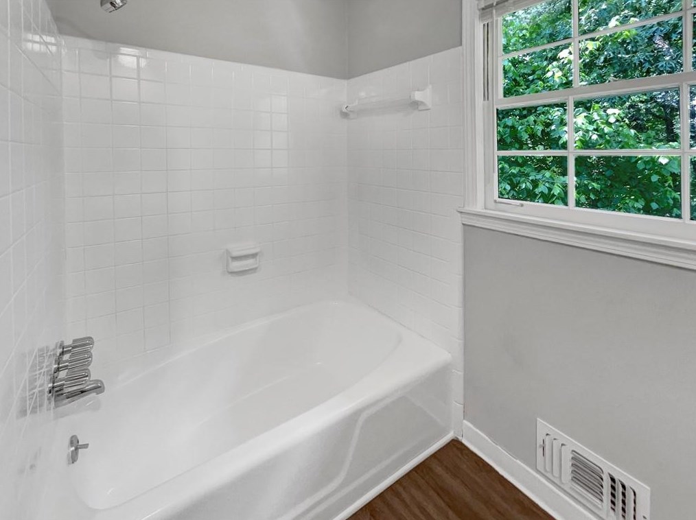 3165 Chapel Cir, Decatur GA  30034-4432 exterior