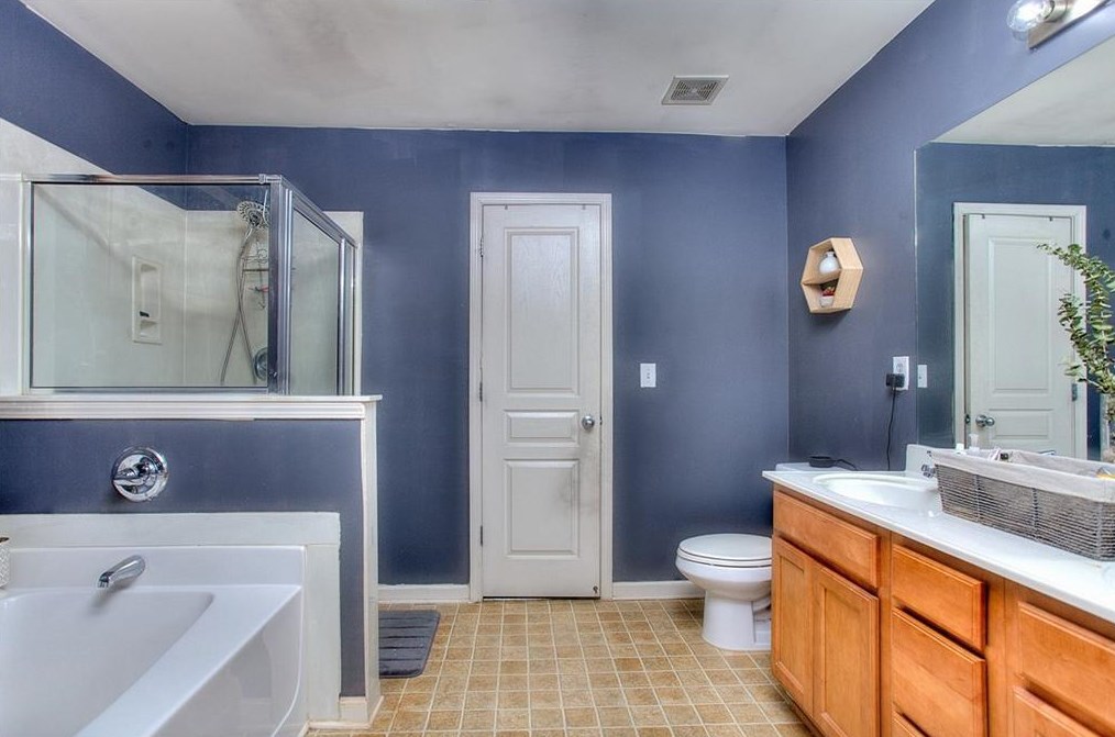 4948 Longview Walk, Decatur GA  30035-4186 exterior