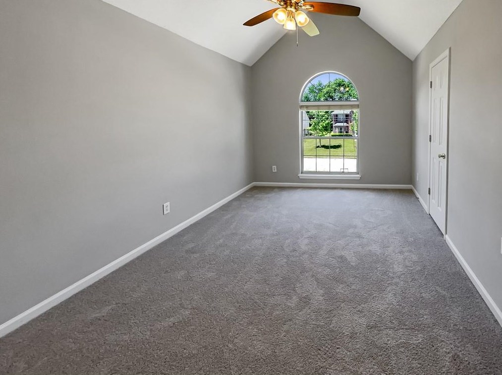 2102 Redwater Dr, Decatur GA  30035-2210 exterior