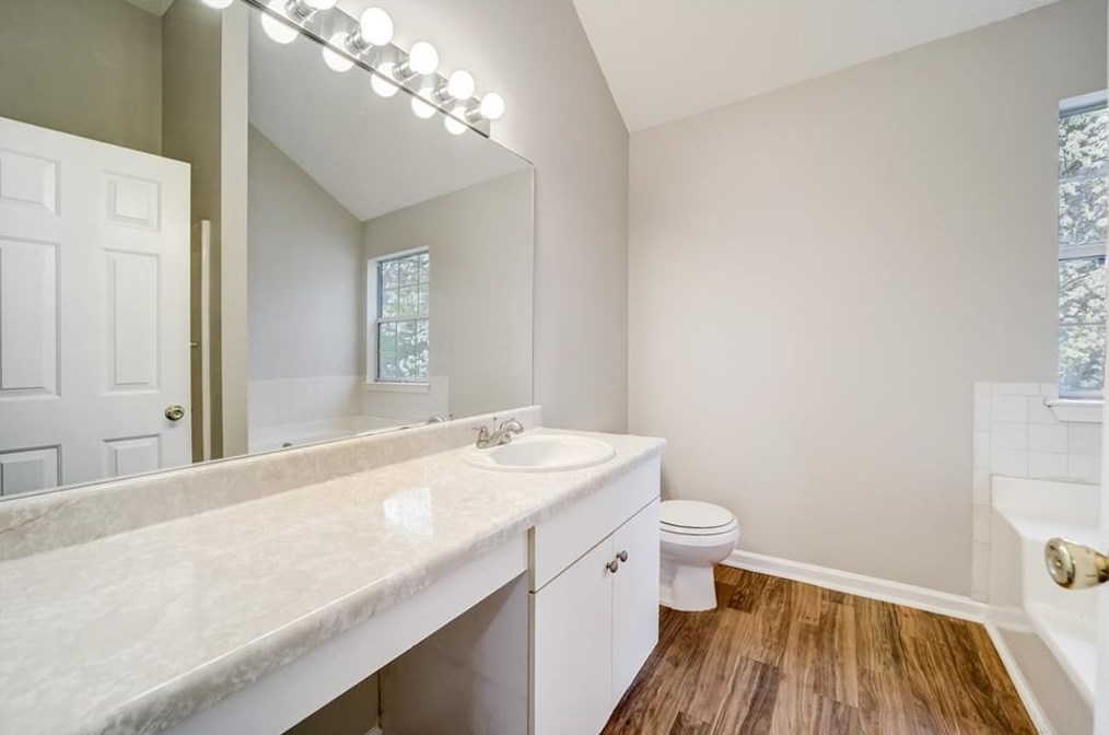 2180 Hidden Creek Dr, Decatur GA  30035-3628 exterior