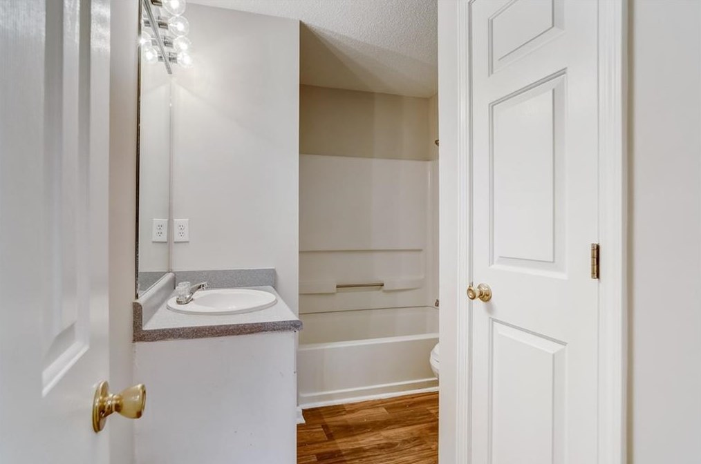 2180 Hidden Creek Dr, Decatur GA  30035-3628 exterior