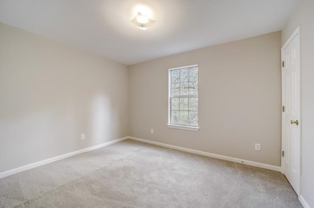 2180 Hidden Creek Dr, Decatur GA  30035-3628 exterior