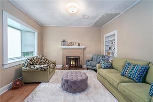 270 Benson St - Photo 3