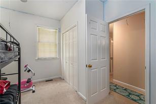 270 Benson St - Photo 19