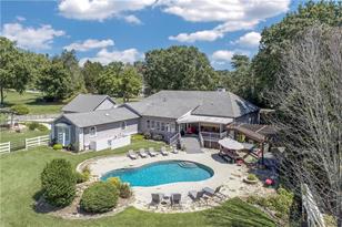 3937 Fieldstone Dr, Gainesville, GA 30506-2235