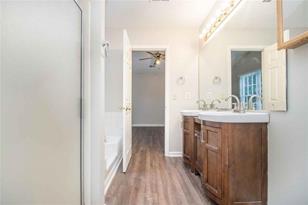 1560 Red Briar Way - Photo 17