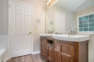 1560 Red Briar Way - Photo 9