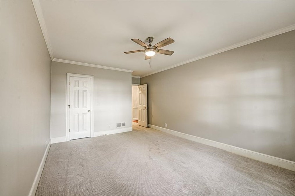 1875 Bedfordshire Ct, Decatur GA  30033-1400 exterior