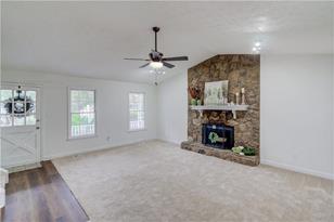 363 Agnes Ct - Photo 11