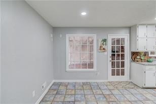 363 Agnes Ct - Photo 15