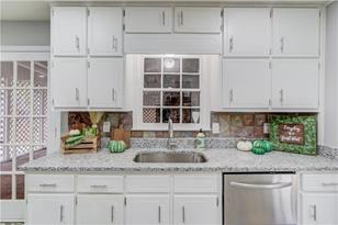 363 Agnes Ct - Photo 19