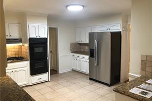 1160 Aurora Ct - Photo 11