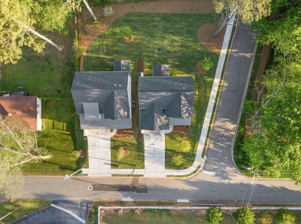 1082 Medlin St, Smyrna GA  30080-4156 exterior