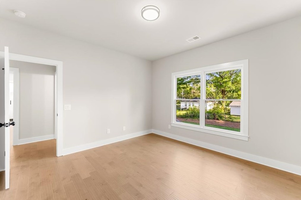 1082 Medlin St, Smyrna GA  30080-4156 exterior