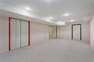 3196 Classic Dr - Photo 37