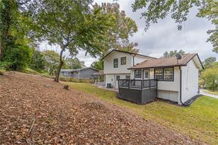 1800 Fayetteville Ct SE - Photo 39