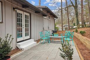 3538 Regalwoods Dr, Atlanta, GA 30340-4022