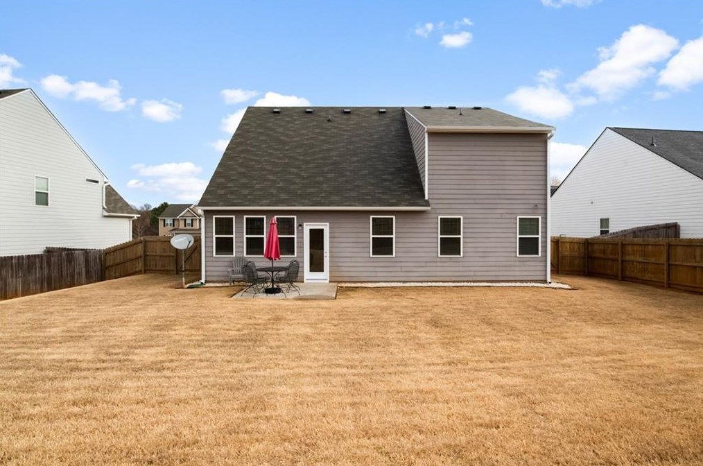 1121 Bald Eagle Trce, Hoschton GA  30548-1991 exterior