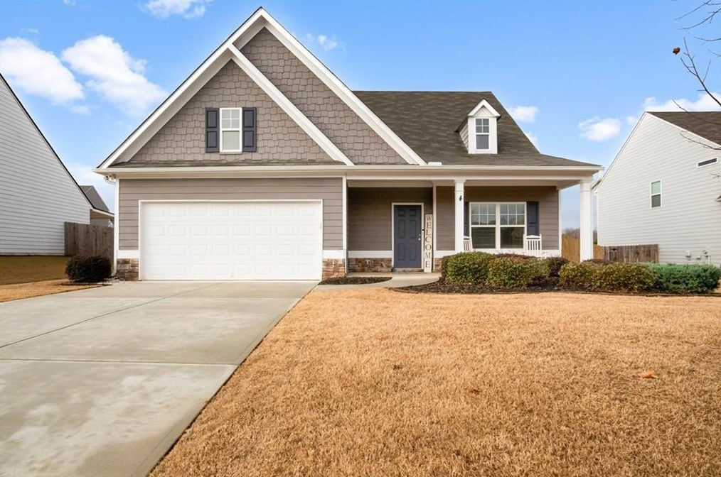 1121 Bald Eagle Trce, Hoschton GA  30548-1991 exterior