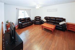 1018 Woodbridge Way NE - Photo 3