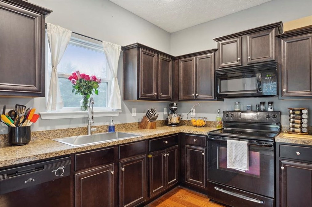 187 Willow Springs Dr, Dallas GA  30132-0280 exterior