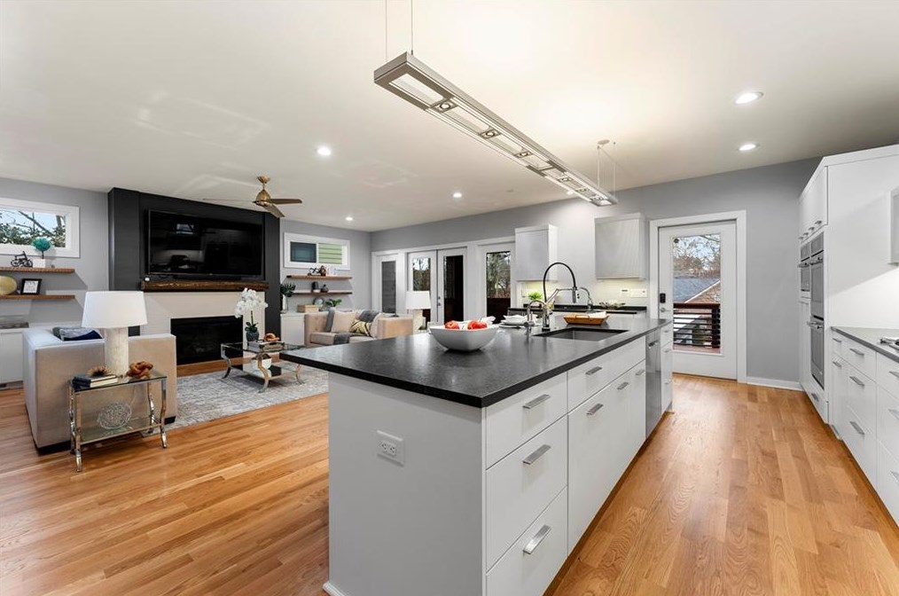 447 Ansley St, Decatur GA  30030-3602 exterior