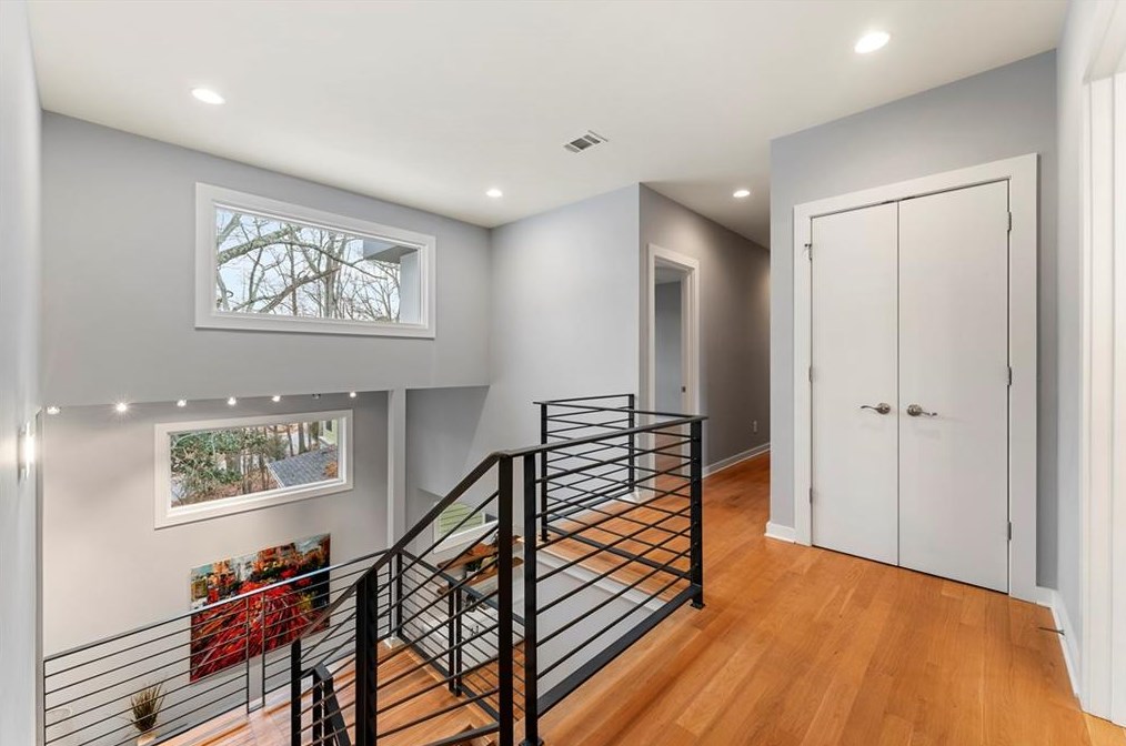 447 Ansley St, Decatur GA  30030-3602 exterior