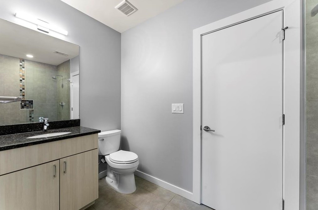 447 Ansley St, Decatur GA  30030-3602 exterior