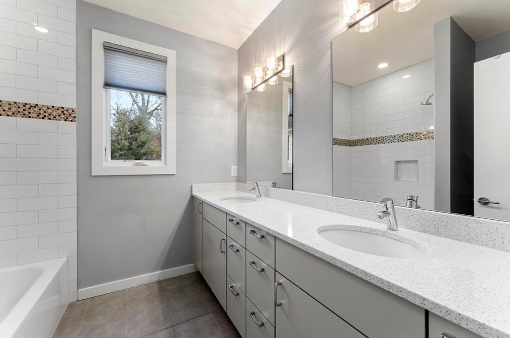 447 Ansley St, Decatur GA  30030-3602 exterior