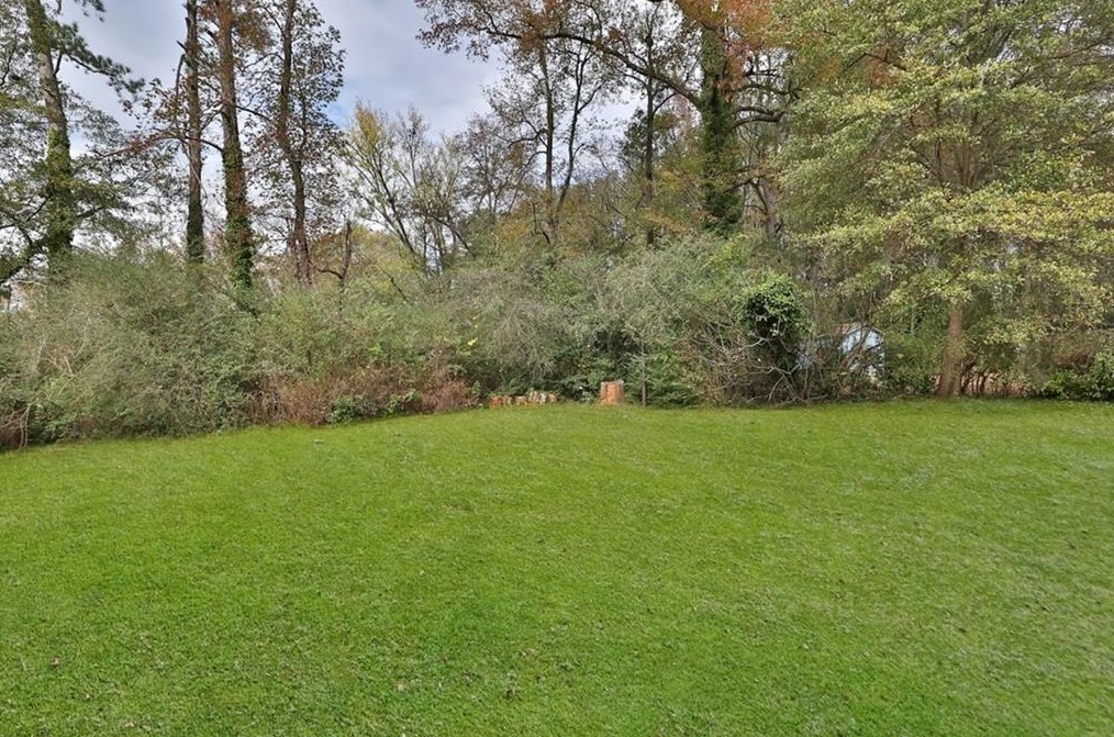 4212 Hanes Dr, Decatur GA  30035-1945 exterior