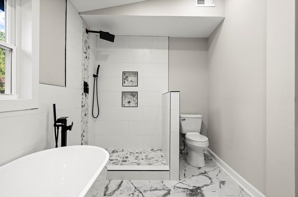 3041 Dove Way, Decatur GA  30033-3901 exterior