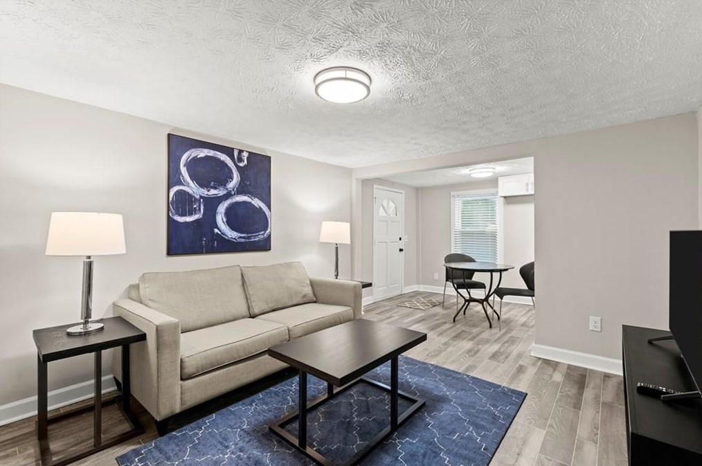 3041 Dove Way, Decatur GA  30033-3901 exterior