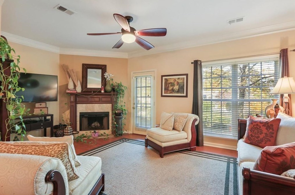 1011 Primrose View Cir, Lawrenceville GA  30044-7149 exterior
