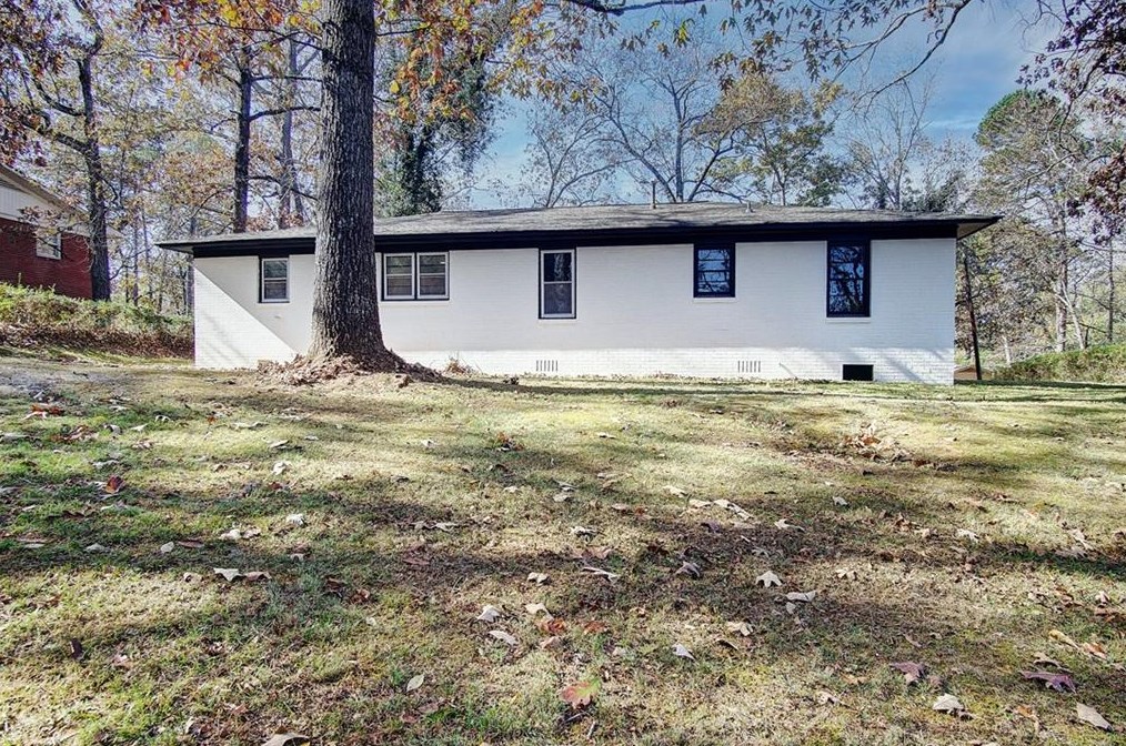 153 Ridgecrest Dr, Calhoun GA  30701-8710 exterior