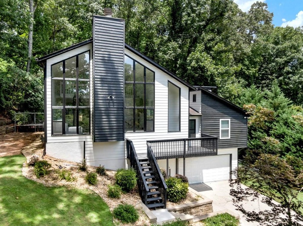 2033 Cliff Creek Ct, Smyrna GA  30080-5883 exterior