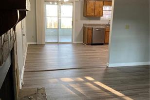 2780 Highpoint Rd - Photo 5