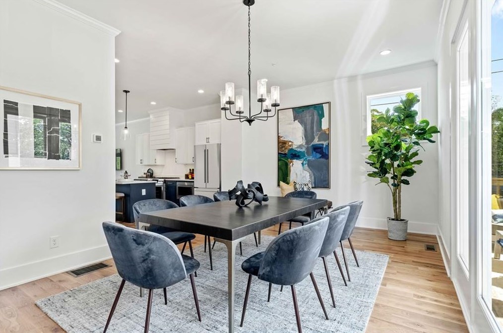 115 Mead Rd, Decatur GA  30030-3622 exterior