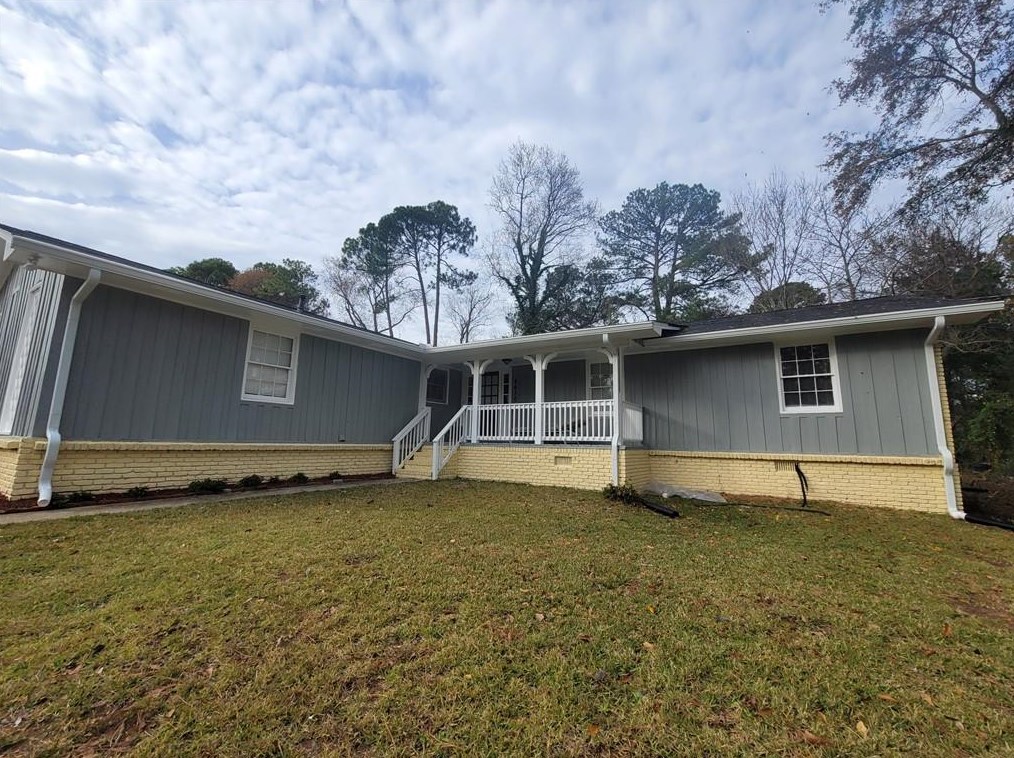 4630 Riverwood Cir, Decatur GA  30035-2936 exterior