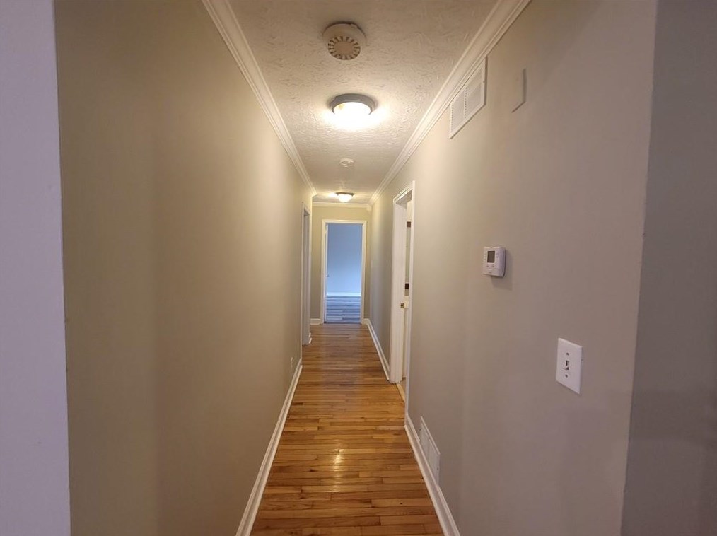 4630 Riverwood Cir, Decatur GA  30035-2936 exterior