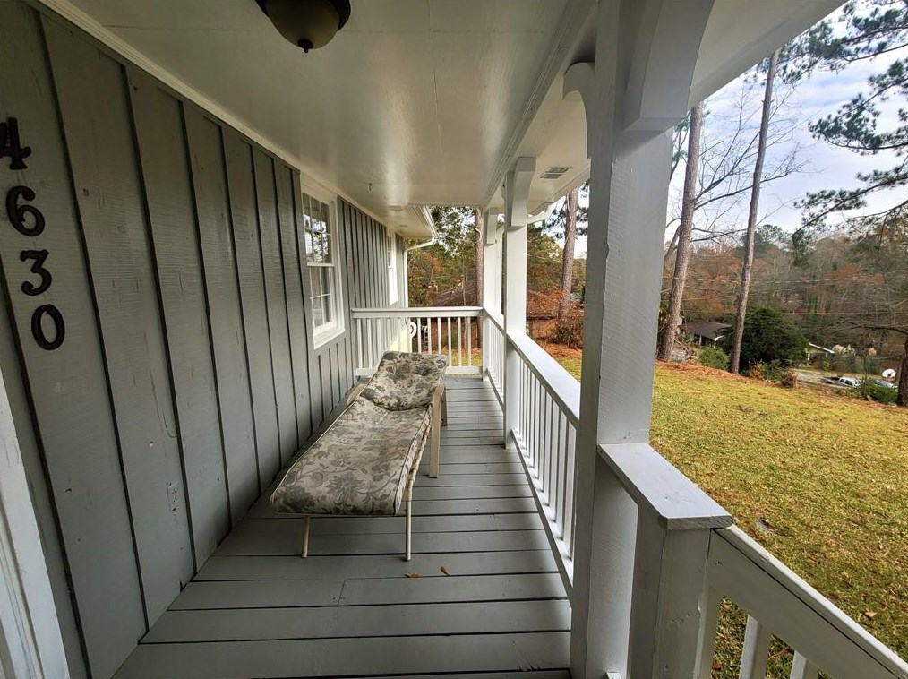 4630 Riverwood Cir, Decatur GA  30035-2936 exterior