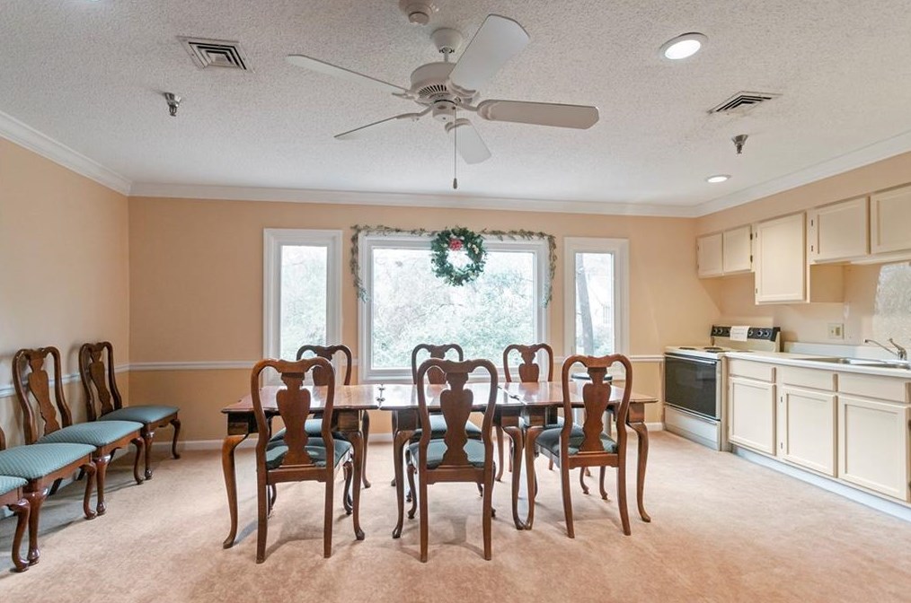 210 Ridley Howard Ct, Decatur GA  30030-2381 exterior