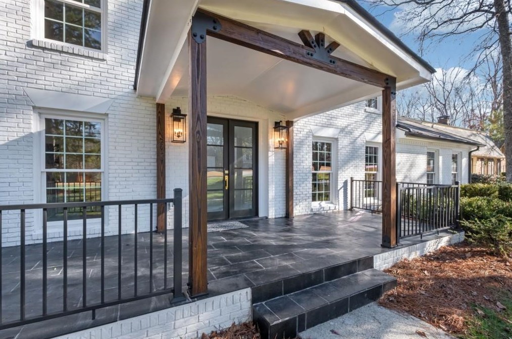 5265 Vernon Lake Dr, Atlanta GA  30338-3517 exterior