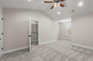 140 Greenview Dr - Photo 29