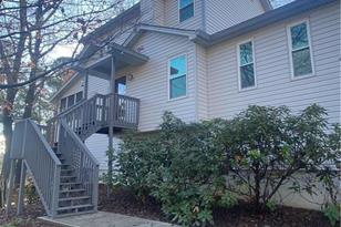 1075 Baker Ln - Photo 3