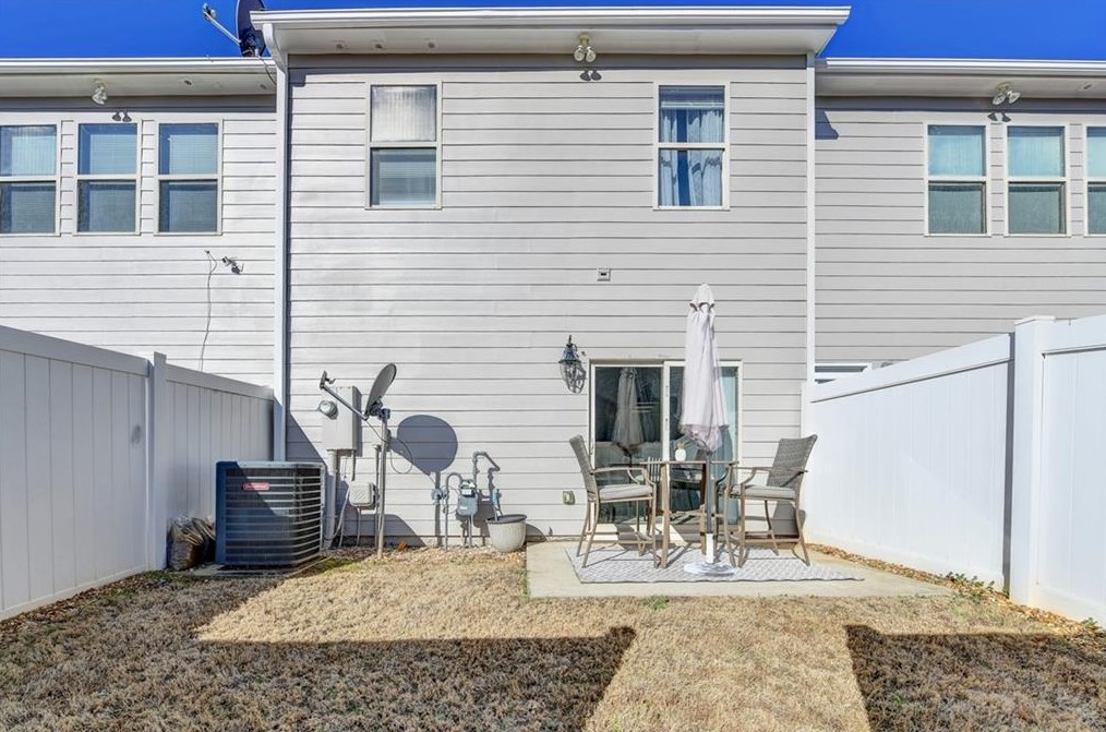 2670 Avanti Way, Decatur GA  30035-4194 exterior